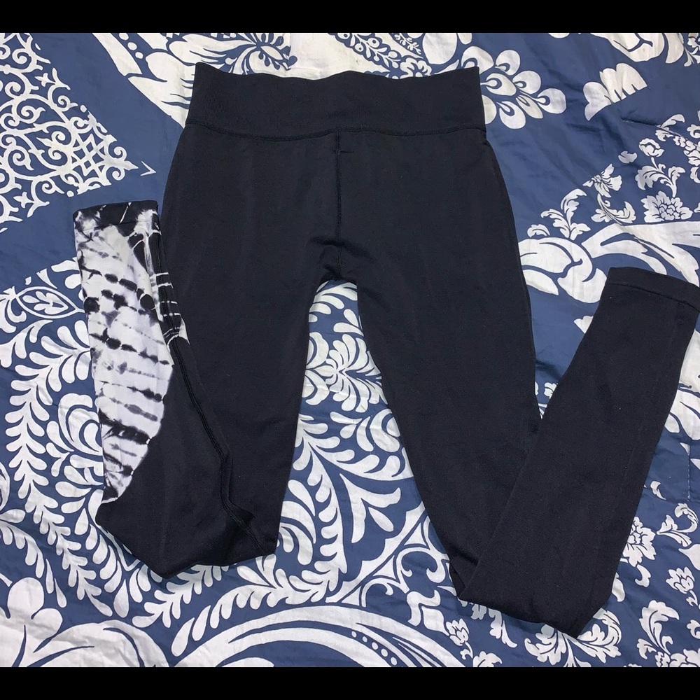 Zyia Hendrix leggings
